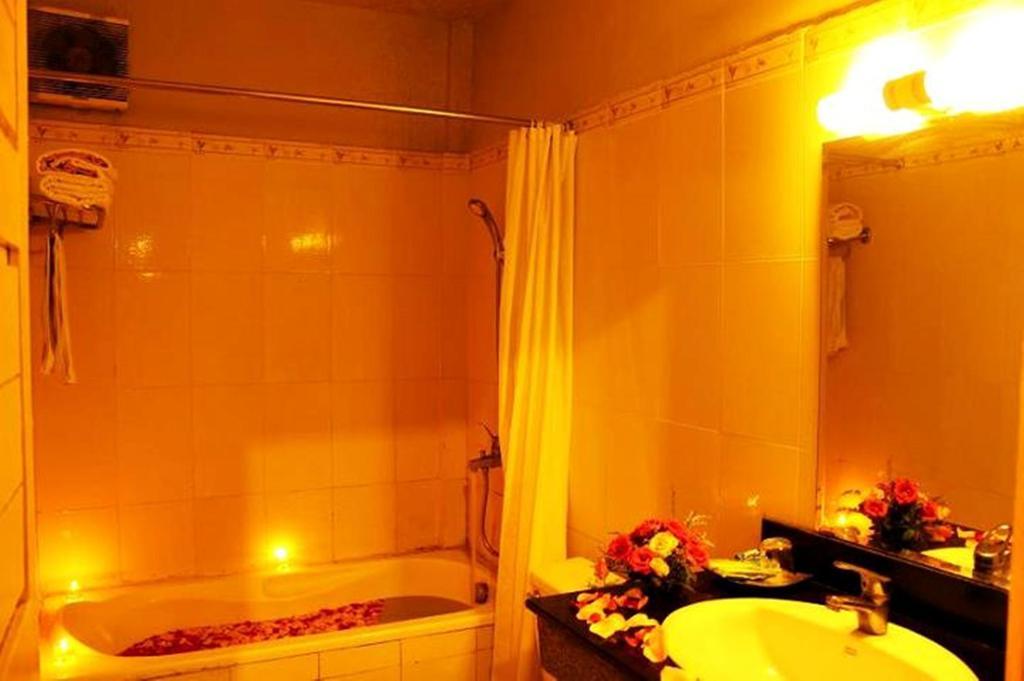 Hanoi Little Center Hotel Kültér fotó
