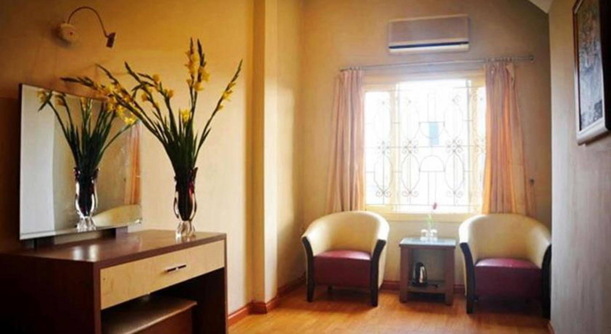 Hanoi Little Center Hotel Kültér fotó